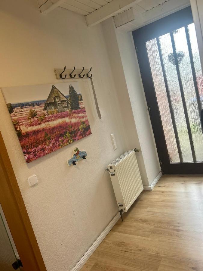 Gemütliche Heide-Ferienwohnung Soltau Exterior foto